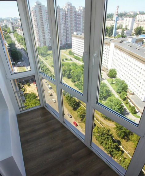 Панорамное остекление балкона